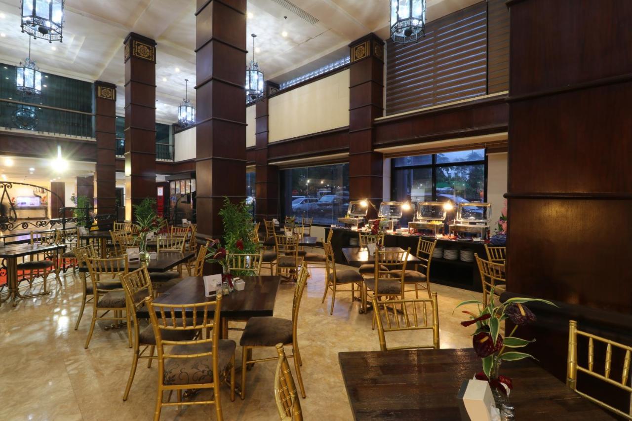 Bayview Park Hotel Manila Exterior foto